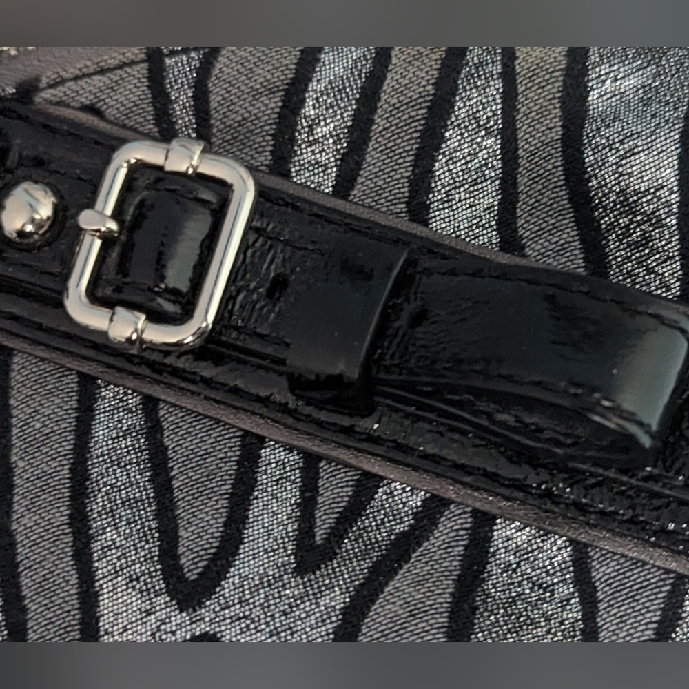 EUC Coach Madison silver zebra print canvas with black patent leather handles - Picture 13 of 13